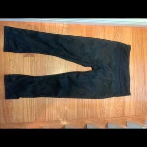 Lululemon workout leggings